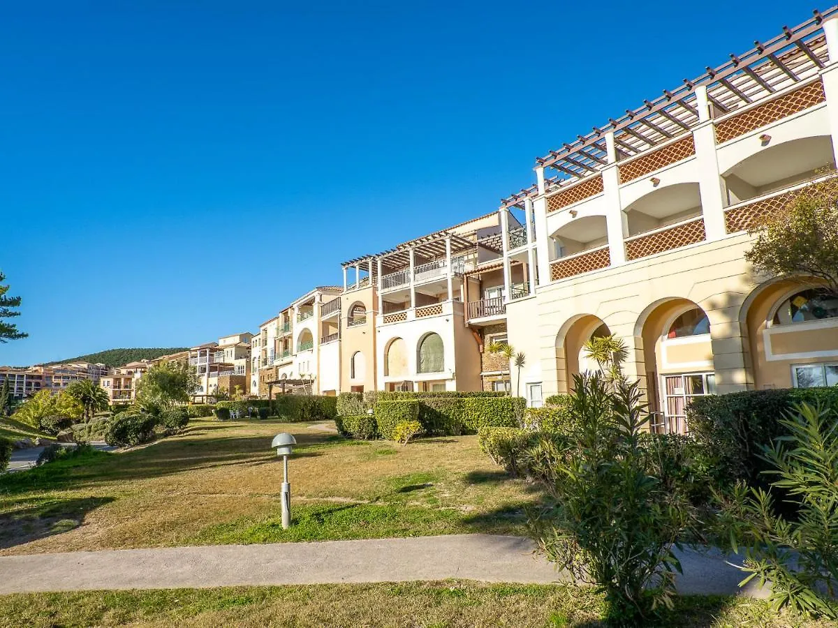 Apartment Village Cap Esterel - Le Village-52 By Interhome Saint-Raphaël
