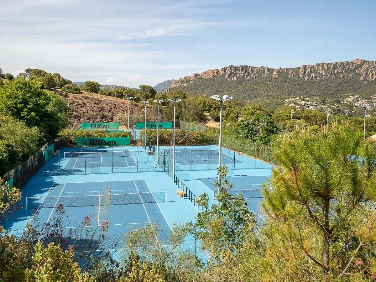 Apartment Village Cap Esterel - Le Village-52 By Interhome Saint-Raphaël