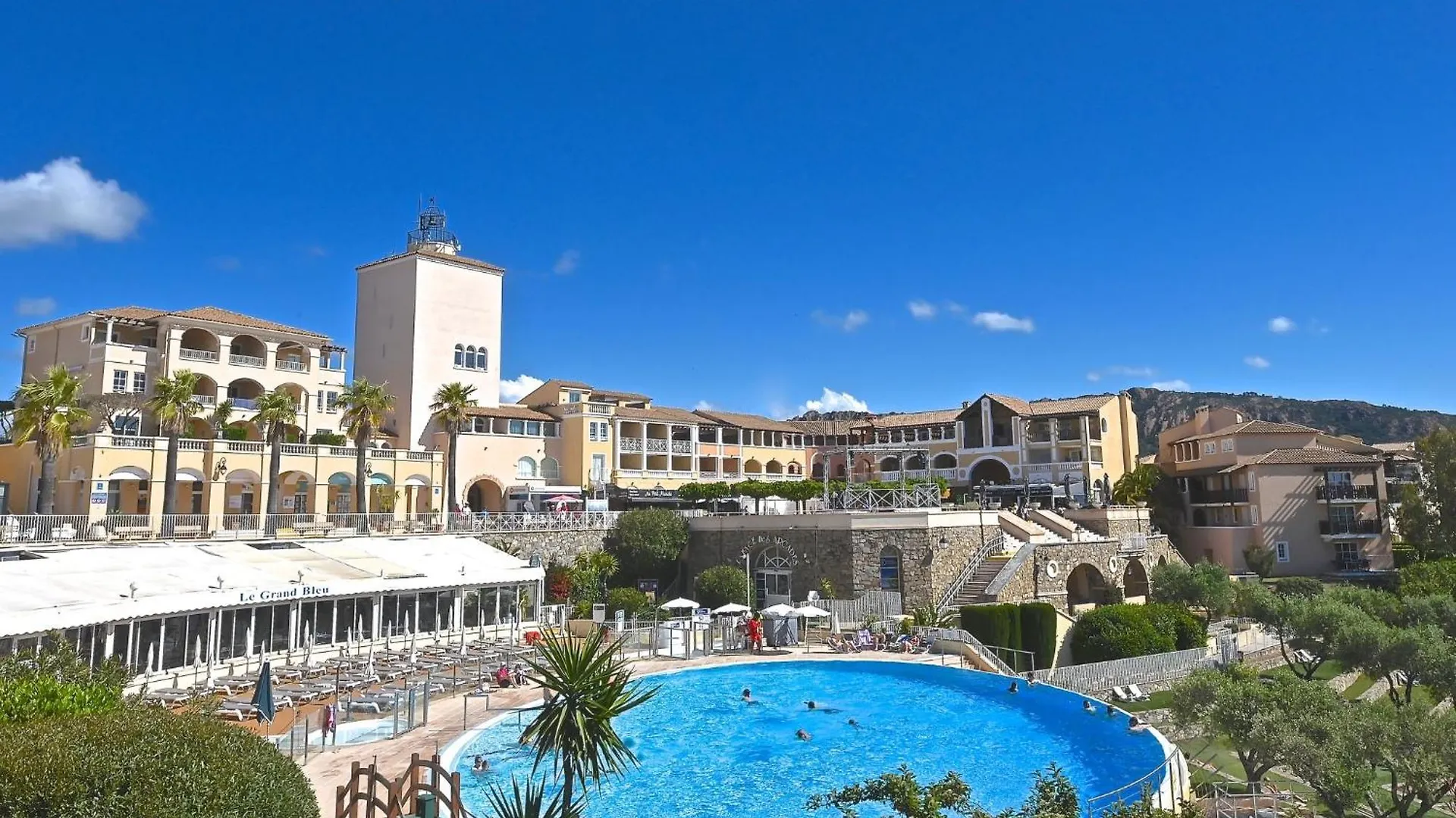 Apartment Village Cap Esterel - Le Village-52 By Interhome Saint-Raphaël