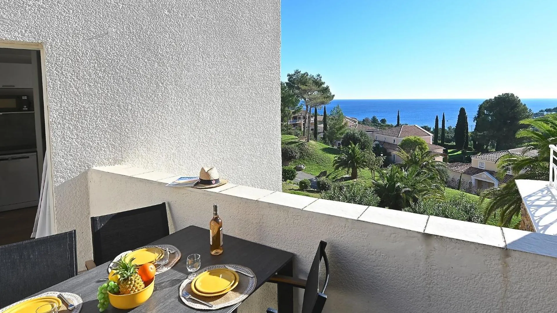 Apartment Village Cap Esterel - Le Village-52 By Interhome Saint-Raphaël 0*,