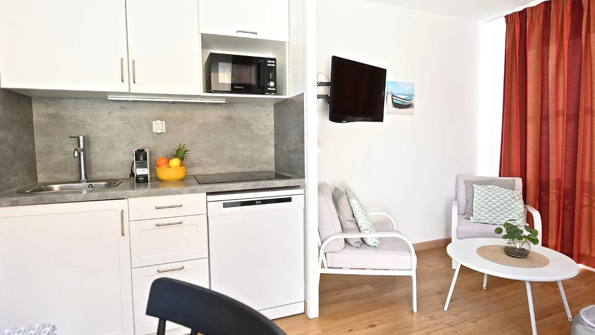 Apartment Village Cap Esterel - Le Village-52 By Interhome Saint-Raphaël